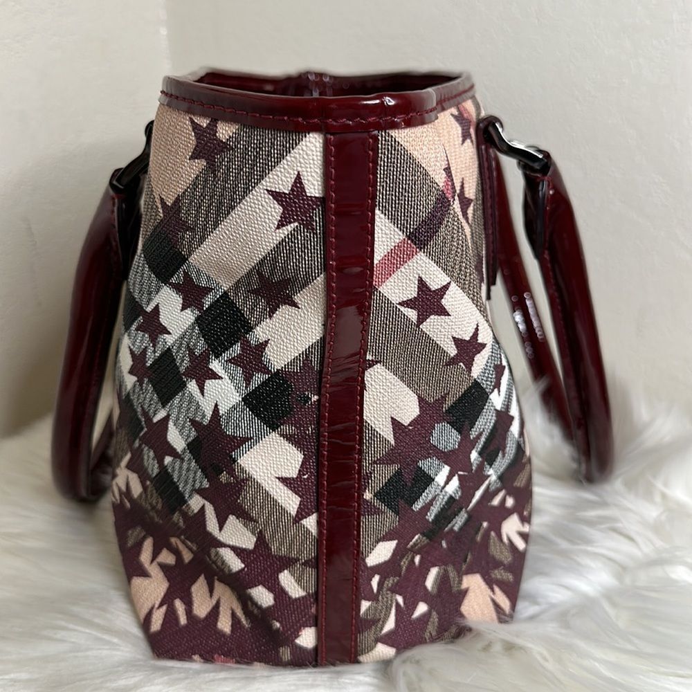💯Authentic Burberry Tote Handbag🍀 - Picture 4 of 15